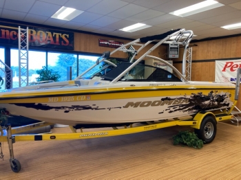2011 Moomba LSV